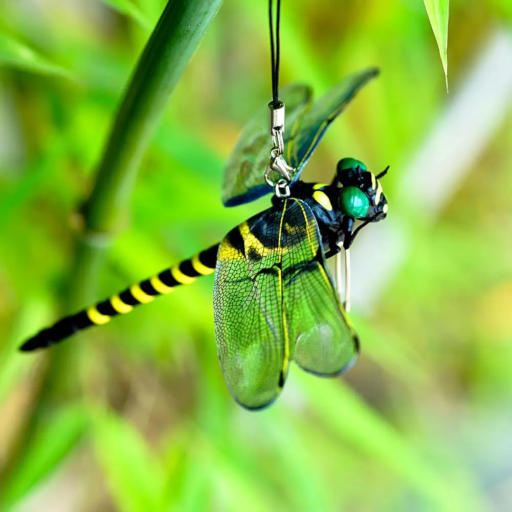 Realistic 12cm PVC Dragonfly Model Garden Ornament - Image 4